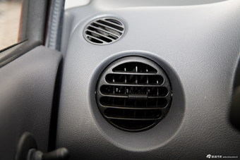 2012款乐驰1.0P-TEC手动活力型