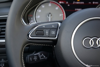 2016款奥迪S6 4.0T自动TFSI