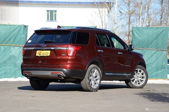 2016款探险者2.3T自动精英版