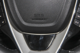 2016款比亚迪S7 2.0T自动旗舰型Plus