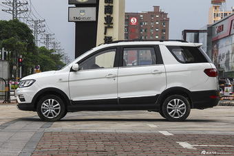 2016款风光370 1.5L手动精英型居家版7座