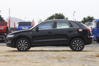 2016款众泰SR7 1.5T手动魔方之心版