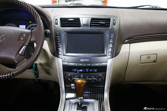 2011款华泰B11 1.8T汽油自动尊贵版到店实拍