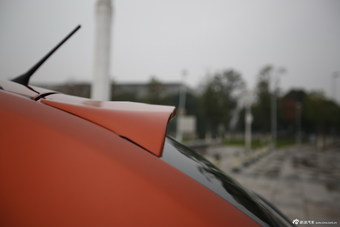 2016款吉利帝豪1.3T自动RS两厢向上版