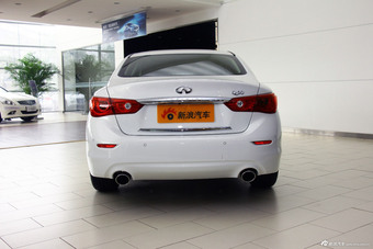 2014款英菲尼迪Q50 3.7自动豪华型到店实拍