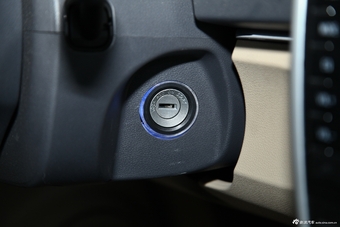 2012款北京汽车E系列1.3L乐尚手动版两厢