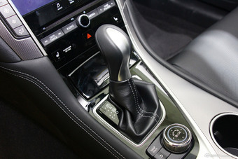 2014款英菲尼迪Q50 3.7自动豪华型到店实拍