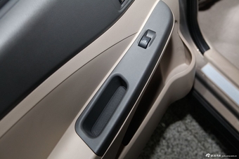 2014款奇瑞E5 1.5手动优悦型