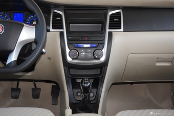 2015款吉利海景1.5L手动进取型