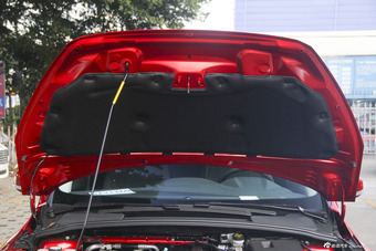 2015款福克斯两厢1.6L自动舒适型