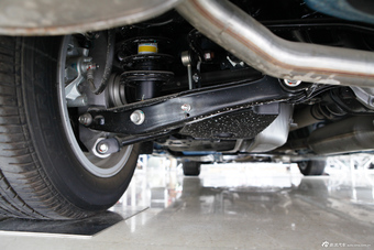 2013款锐志2.5V自动菁锐版