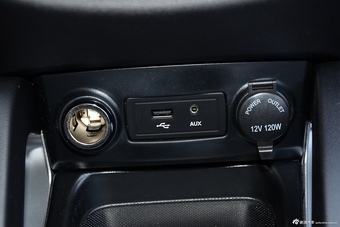 2016款CS35 1.6L自动豪华型国IV