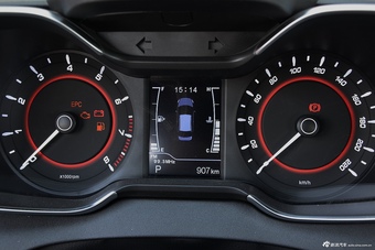 2016款艾瑞泽5 1.5L自动领臻版