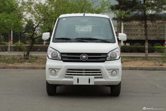 2014款启腾M70 1.2L手动创业型图片