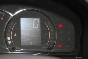 2015款荣威350 1.5L手动豪华天窗版