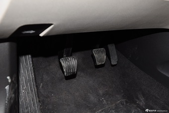 2015款英朗15N手动豪华型