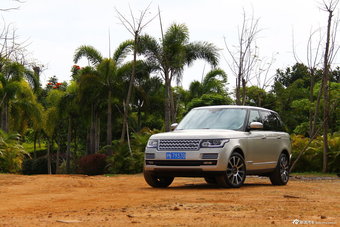 2013款揽胜5.0L V8 SC Vogue SE图片