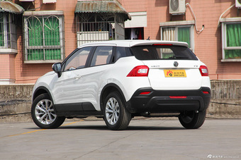 2015款中华V3 1.5L手动舒适型