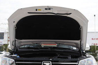 2015款众泰T600 1.5T手动精英型