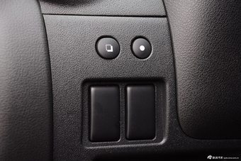 2015款玛驰1.5L自动易智版