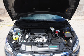 2015款东风标致308S 1.6T自动劲驰版