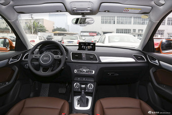 2015款奥迪Q3 35TFSI舒适型图片