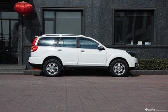 2015款哈弗H5智尊版4G63 2.0T手动两驱精英版