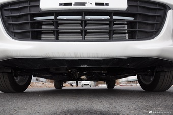 2014款奔奔1.4L手动天窗版