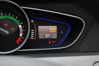 2014款荣威550 Plug-in插电式混动豪华版