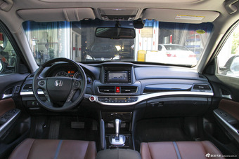 2014款歌诗图3.0L自动豪华导航版