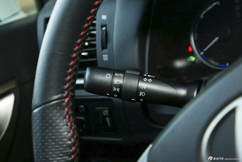 2014款雷克萨斯CT 1.8L自动200h F-Sport单色