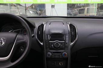 2014款宝骏610 1.5L手动舒适型