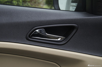 2015款福睿斯1.5L手动舒适型