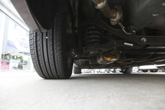 2015款海马福美来1.6L手动品尚型