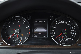 2015款迈腾2.0TSI旗舰型