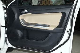 2014款福美来M5 1.6L手动时尚型