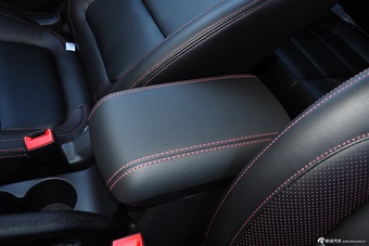 2015款CS35 1.6L手动豪华导航型