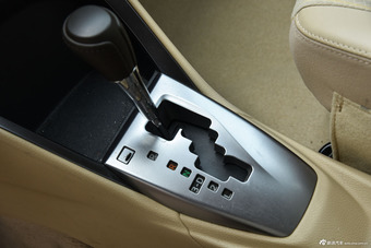 2015款YARiS L致炫1.5G自动炫动天窗特别版