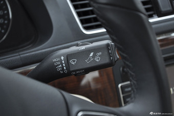 2013款朗逸改款1.4TSI DSG豪华版