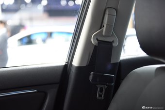 2015上海车展：奔腾B90