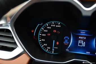 2015款DX7 1.5T手动精英型