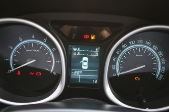 2015款传祺GS5 Super 2.0L手动两驱舒适版