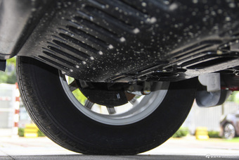 2015款福瑞达M50S 1.5L手动公务舱