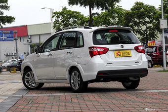 2015款利亚纳A6 1.4L手动两厢畅想型