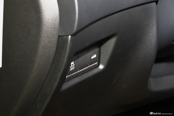 2014款英菲尼迪Q50 3.7自动豪华型到店实拍