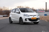 2014款奔奔1.4L手动天窗版