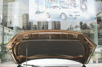 2012款中华V5 1.5T手动两驱豪华型