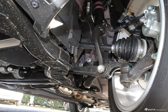 2015款奔腾X80 2.0L自动舒适型