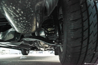 2013款海马S7 2.0L自动智尚版