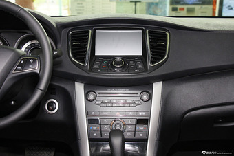 2014款奔腾B90 1.8T自动豪华型到店实拍